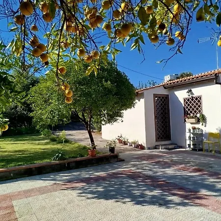 Ai Tre Desideri La Casita Holiday home Aci Castello